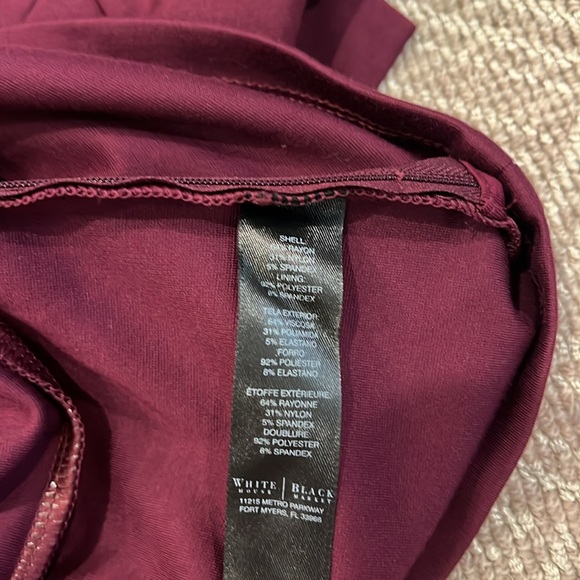 White House White Market Top Maroon Color Size 8 Short Sleeve - Picture 8 of 8